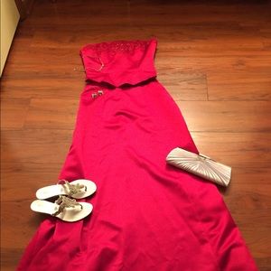 Price drop Evening, prom or bridesmaid gown